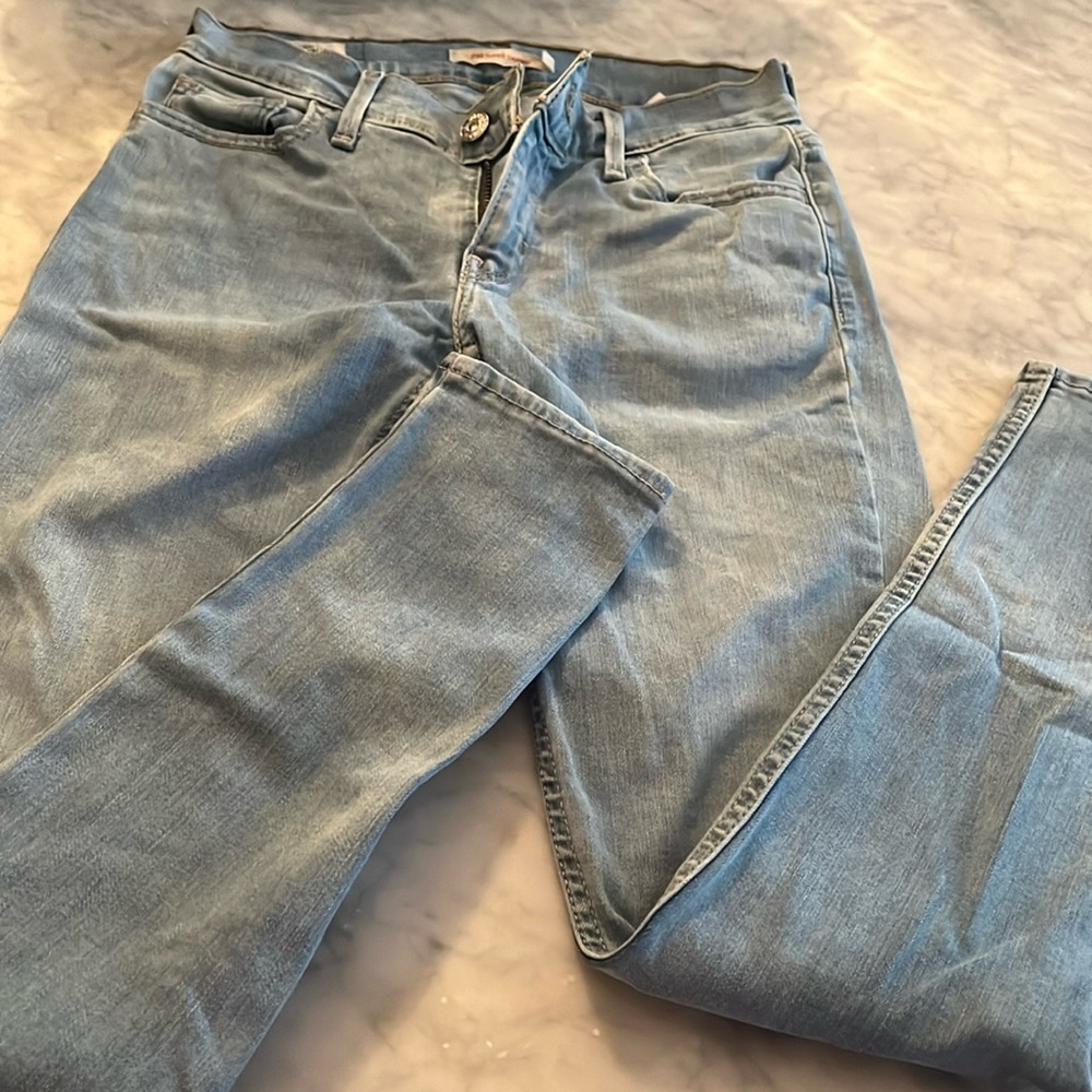 Levi’s Women’s 710 Super Skinny Light Wash Jeans
